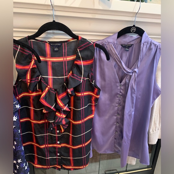 Banana Republic tops lot size Xs/M - Picture 3 of 5